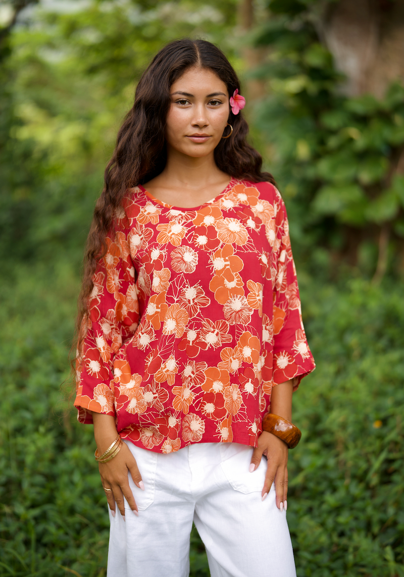 Omi Blouse in Ko'oloa'ula BERRY