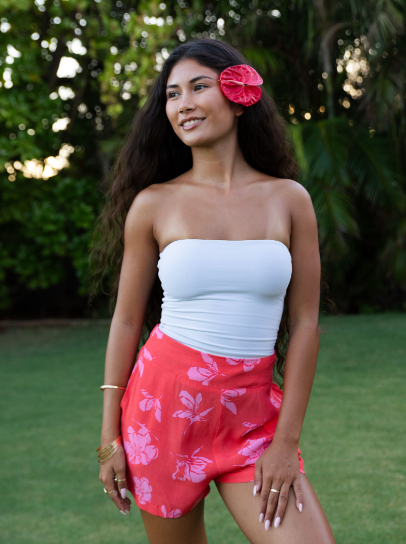 PUʻUWAI Shorts in PRICKLY POPPY KOU
