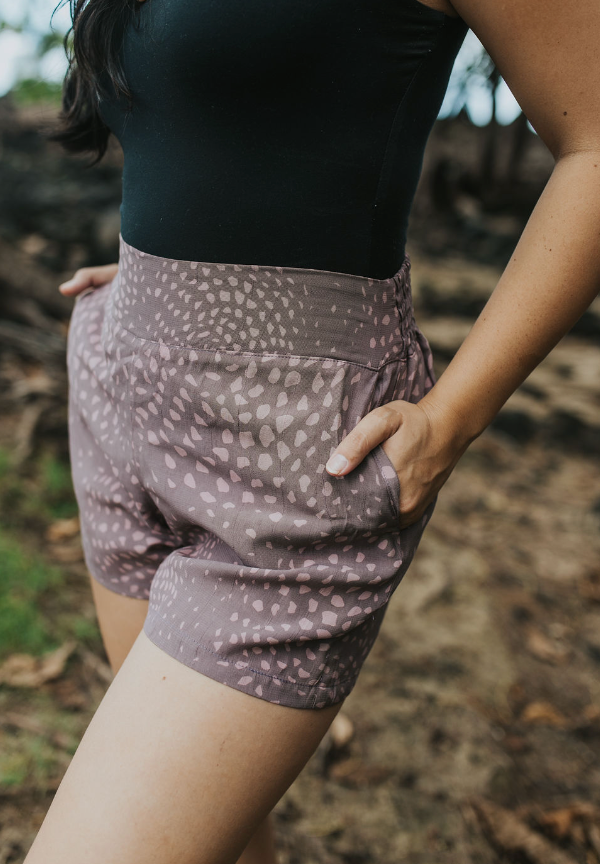 PUʻUWAI Shorts in Hīhīwai Mauve