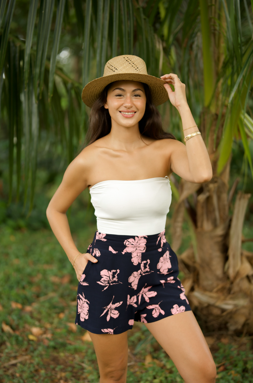 PUʻUWAI Shorts in PRICKLY POPPY