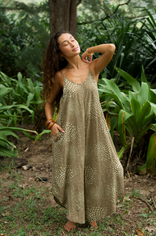 UALIʻI Romper in HIHIWAI EARTH