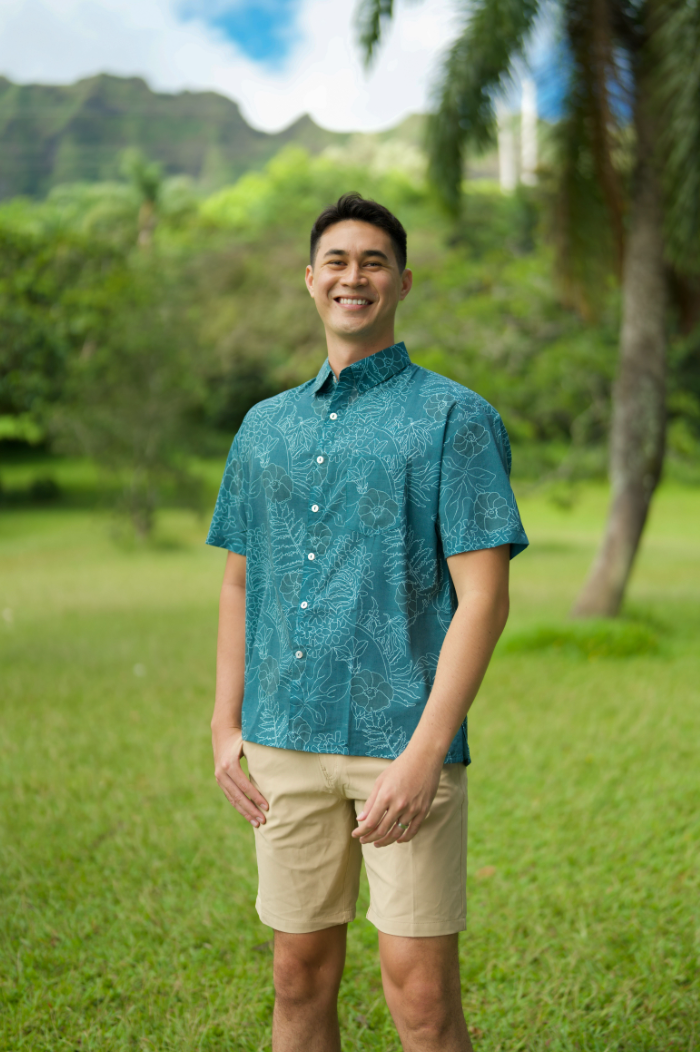 PŌʻALIMA Menʻs Aloha Shirt in MAKAHIKI BLUE