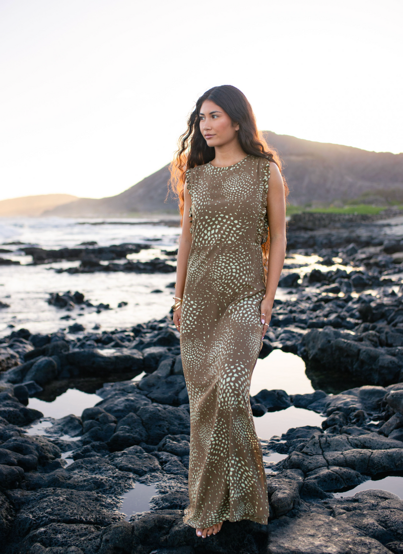 Kapua Dress in HIHIWAI EARTH