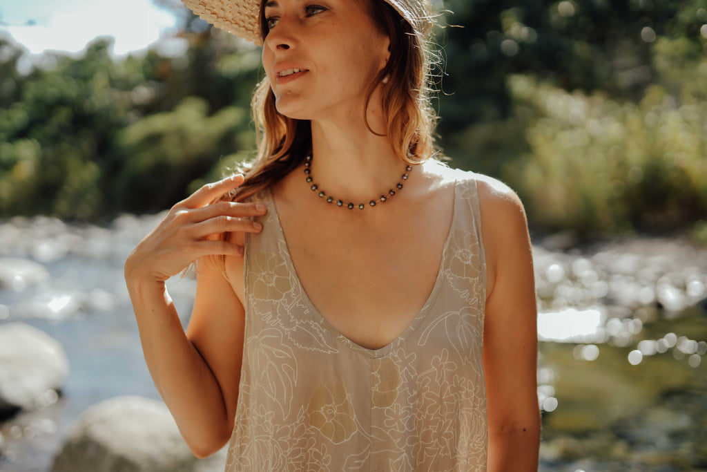 HOLOHOLO Jumper in MAKAHIKI BROWN
